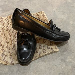 COPY - Bass black loafers size 8 1/2 women’s